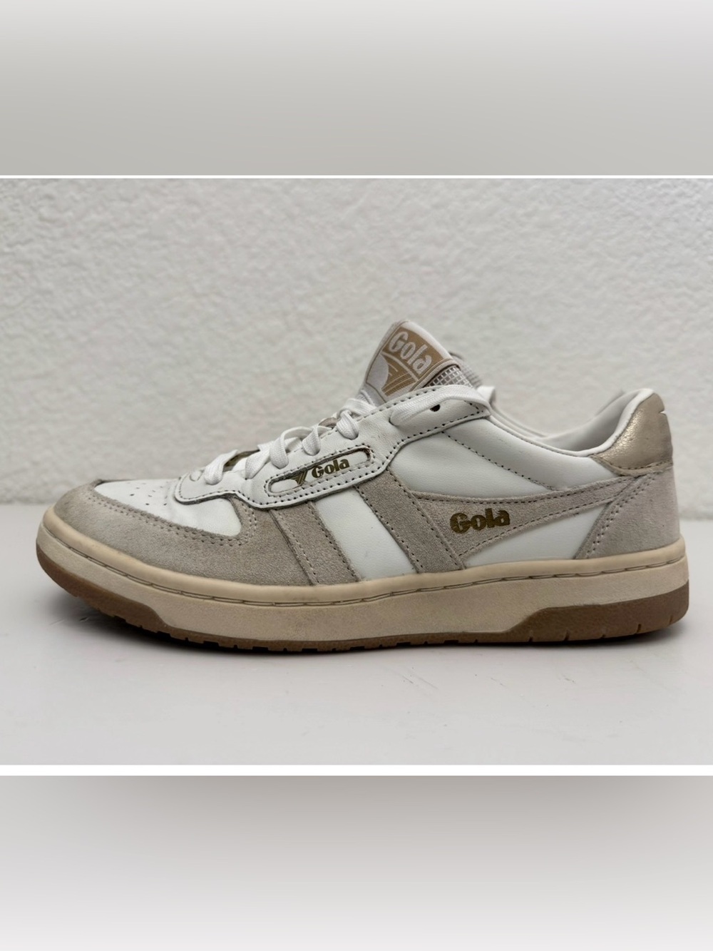 Gola Exclusive Hawk Sneakers • Retro Trainer in White, Beige & Gold • Size 6